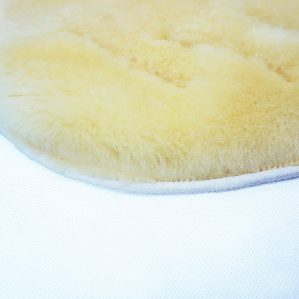 Universální  kožešinová vožka do kočárku