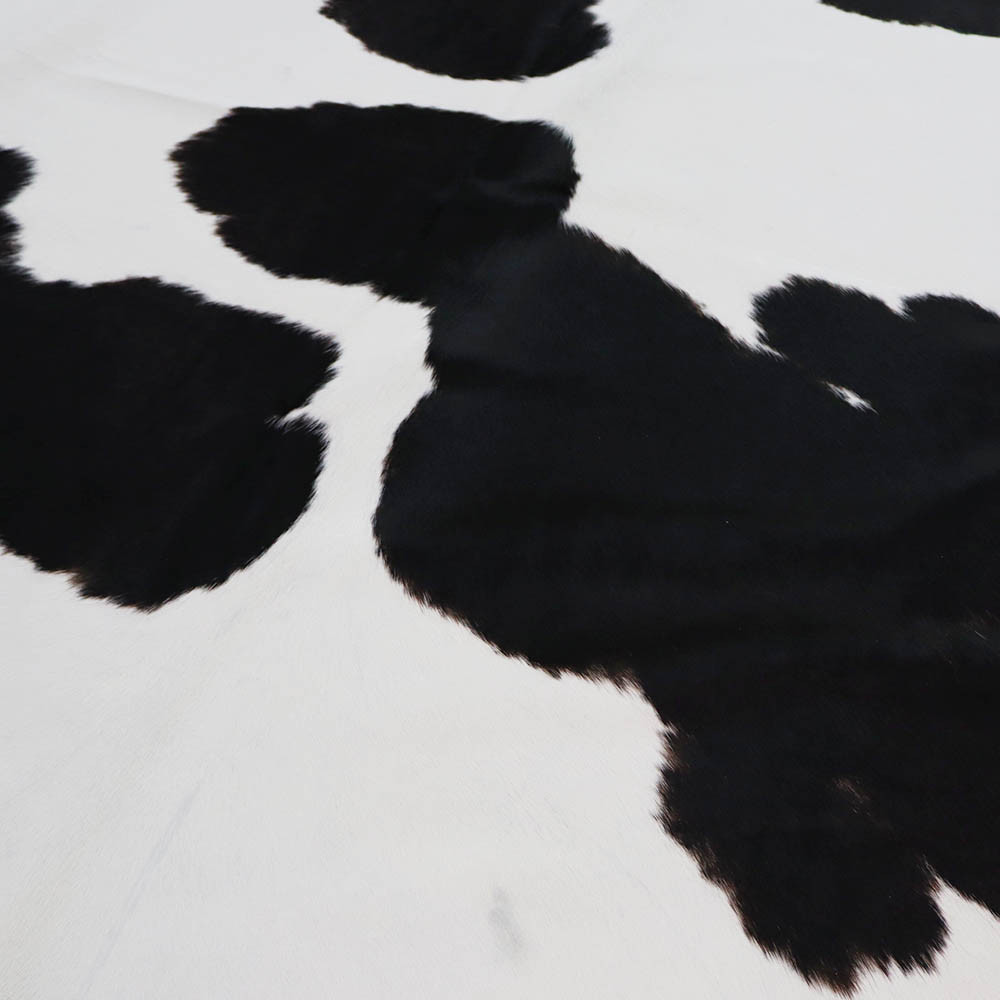 Hovězí kůže - Black&White 245x205 cm
