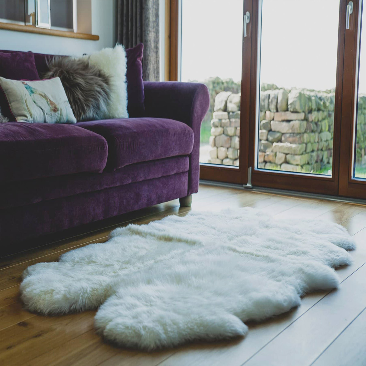 Bílá ovčí kožešina - Quattro