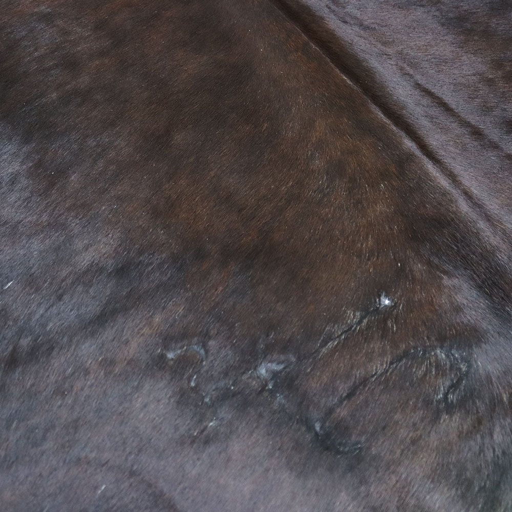 Hovězí kůže - Dark 210x210 cm
